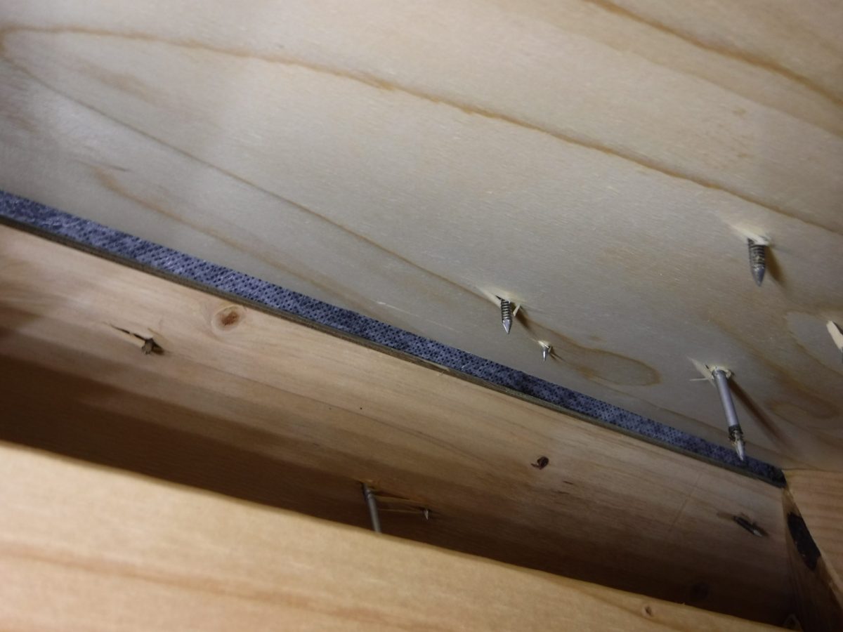 不適合事例21 小屋裏換気として