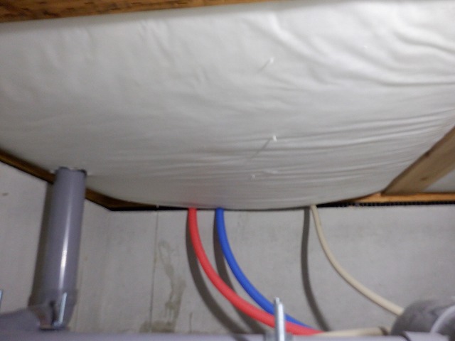 アクリアＵボードピンレスαの断熱材は絶対にＮＧ！