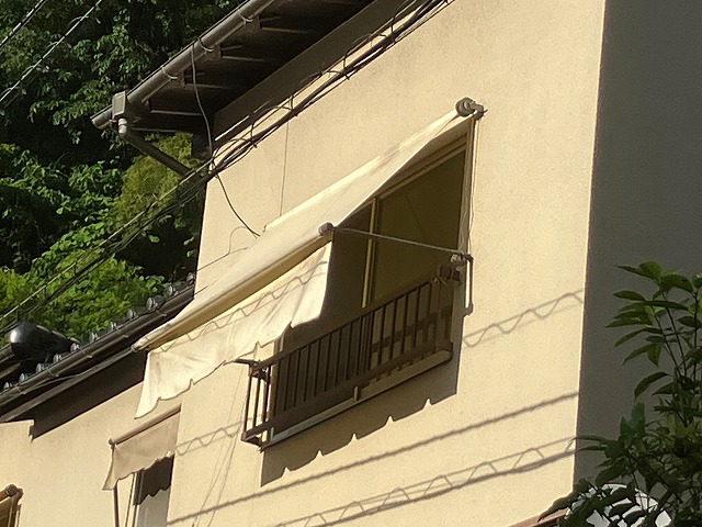 夏期の日射遮蔽対策にはオーニング？シェード？