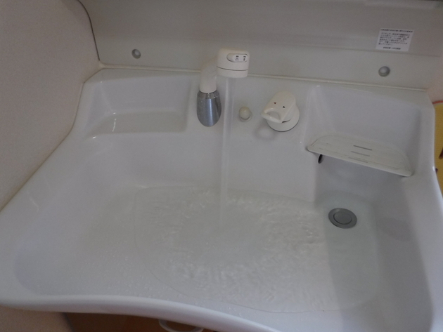 1階洗面ユニットの給水量に問題無し