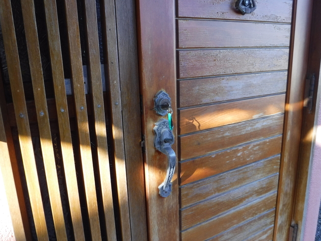 玄関ドア塗装経年劣化