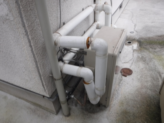 ガス給湯器給水管保温材が経年劣化