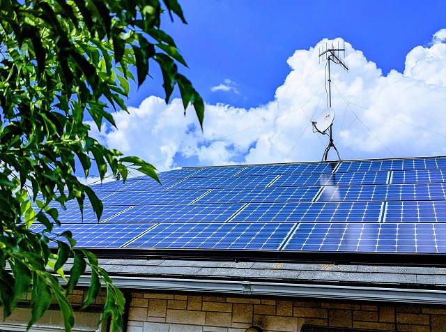 今からの住宅には太陽光発電設備は必須！