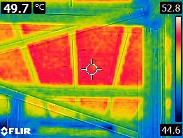 屋根に遮熱シートを張る事は、よりベター？