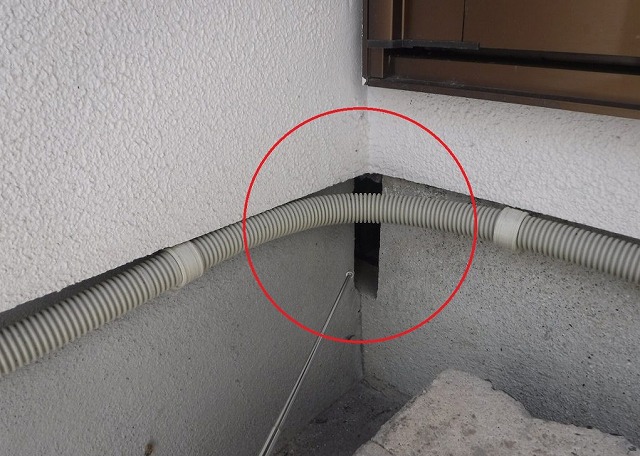 床下点検口を開けて床下状況の確認は必須!